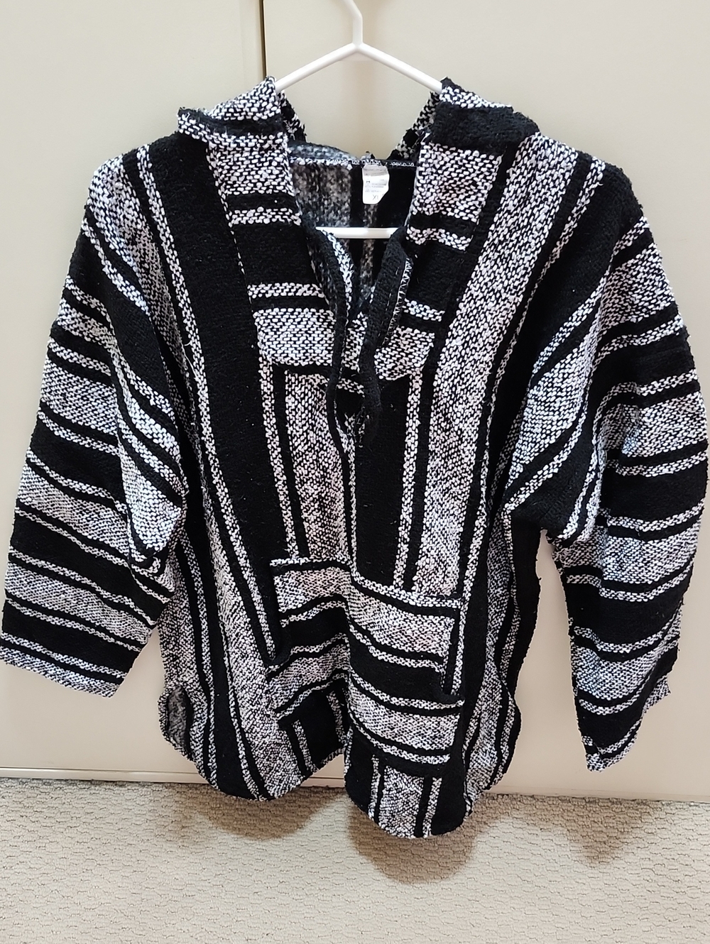Black & White Striped Hooded Baja Sweater, Kids XL (NWOT) - Made in Mexico 🇲🇽